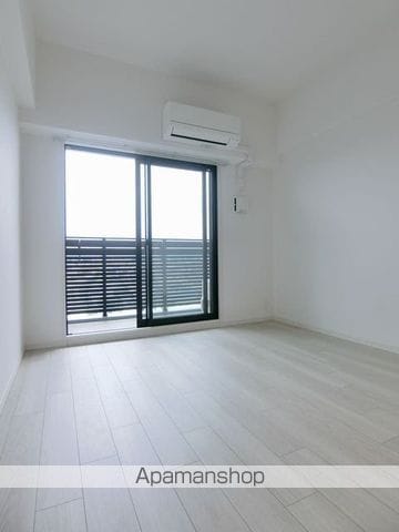 SーRESIDENCE堺湊駅前azureの内装写真