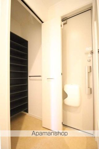 シャルールの内装写真