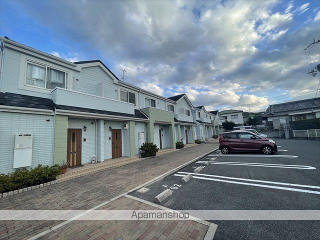 カメーリア2番館の外観写真