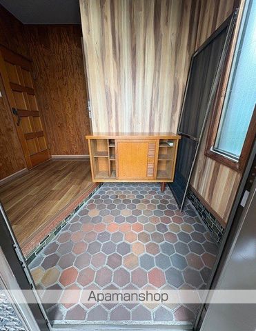 朝日町東1丁目 賃貸住宅の内装写真