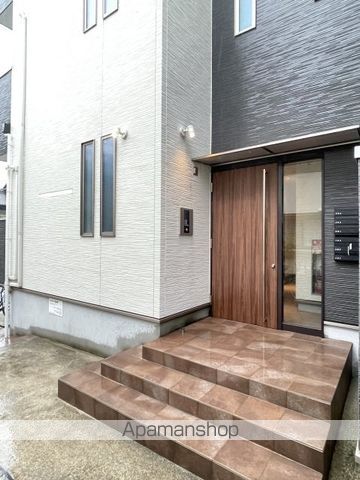GRANDTIC 東雲本町Iの玄関写真