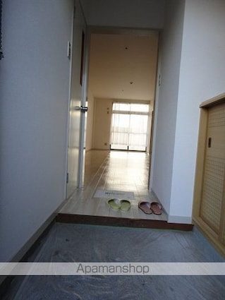 シティ森[2LDK/49.68m2]の玄関