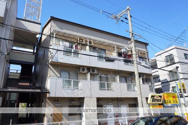 発春八坂ハイツの外観写真