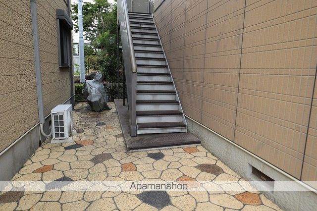 アンフィニAI Cの玄関写真