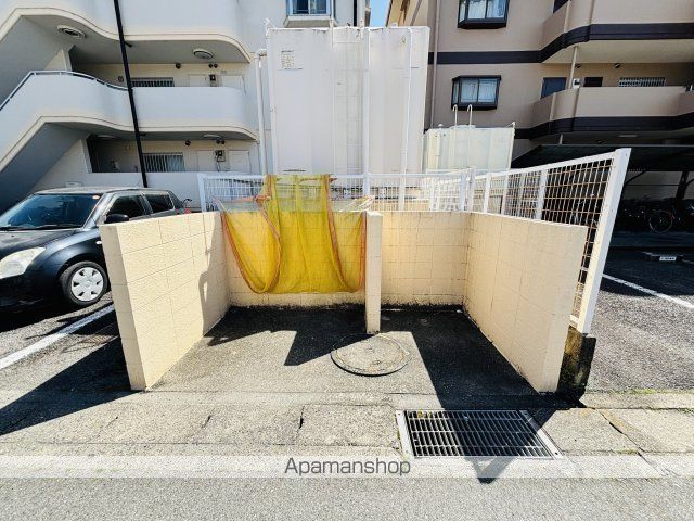 アーバンドエル柏原の内装写真