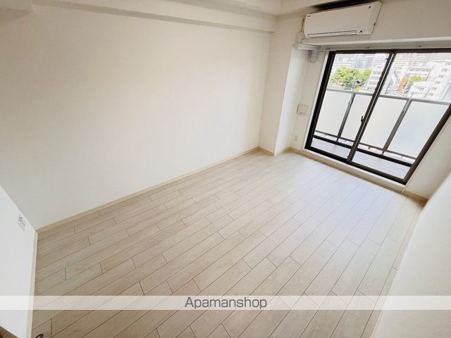 THE RESIDENCE Hの内装写真