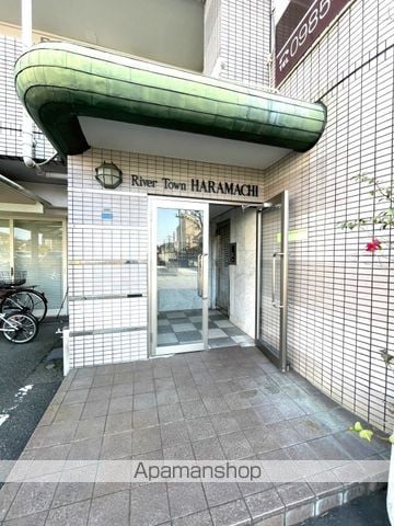 リバータウン原町の玄関写真