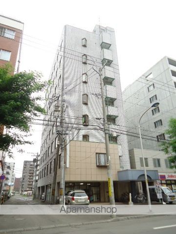 クィーン南5条の外観写真