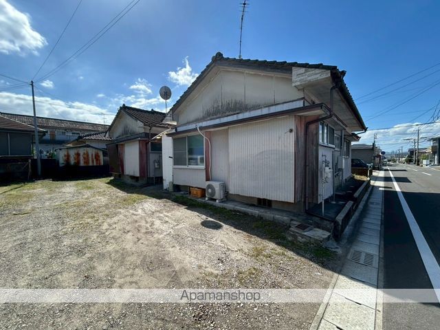中島貸家の外観写真