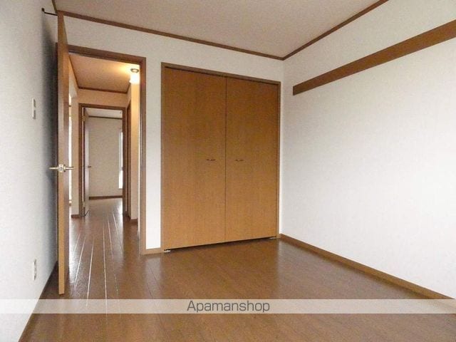 チェスターコートAの内装写真