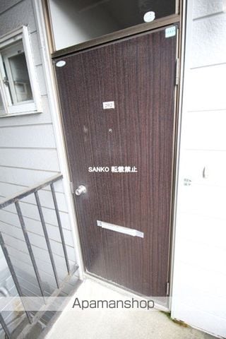 マンション昇竜の玄関写真