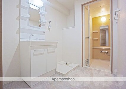 愛知県名古屋市東区筒井１丁目[1LDK/45.04m2]の洗面所