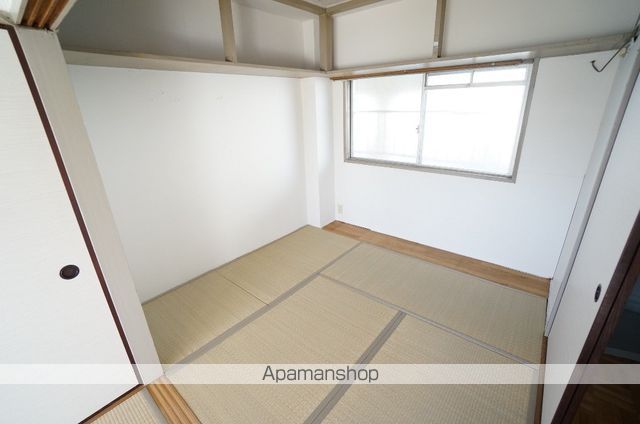 ビレッジハウス茨木1号棟の内装写真