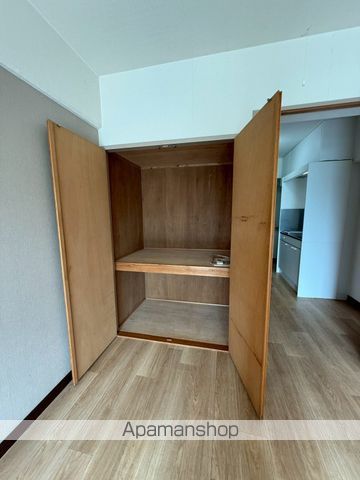 コーポレーション華の内装写真
