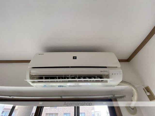 ロイヤルハイツ松ヶ丘の内装写真