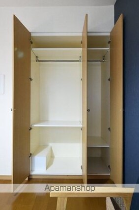 東京都港区西麻布４丁目[1K/28.4m2]の収納1