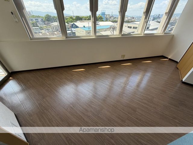 クリスタルビュー豊中南の内装写真
