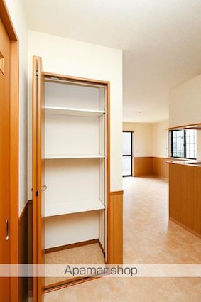 レオパルドＹＴ[2LDK/58.48m2]の収納