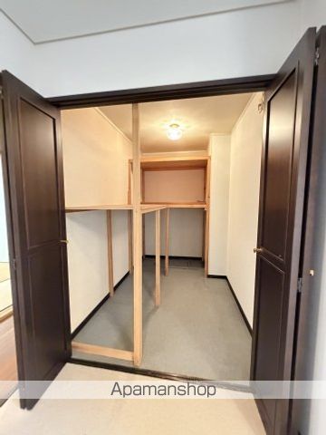 フォレストの内装写真