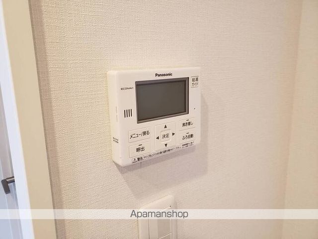 AMISTADの内装写真