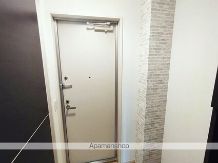 Ｃｈｅｒｒｙ　Ｃｏｕｒｔ[1LDK/43.74m2]の玄関