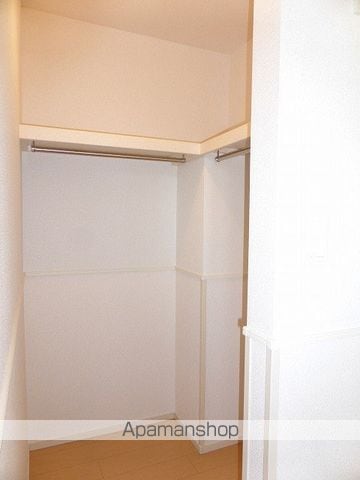セリーヌ Bの内装写真