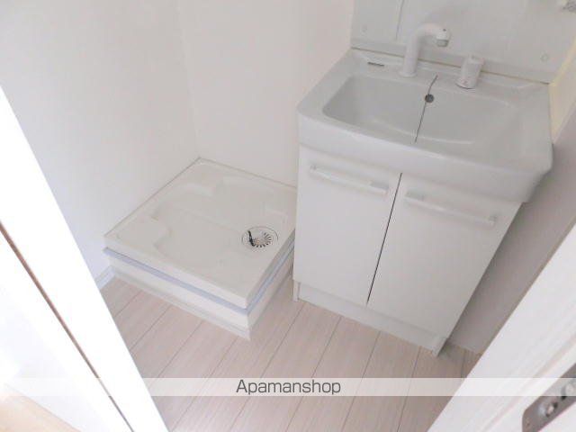 アーデルIIの内装写真