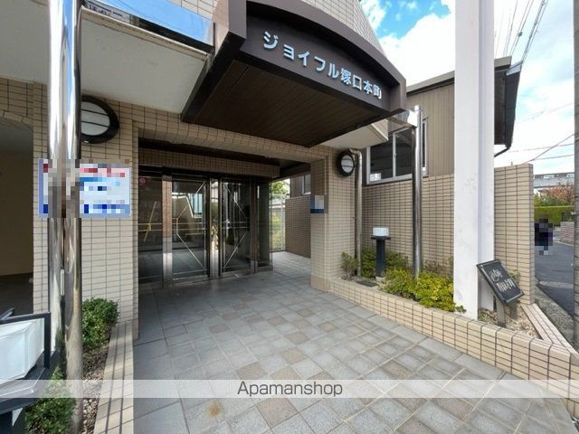 ジョイフル塚口本町の玄関写真