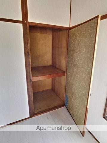 秀ハイツの内装写真