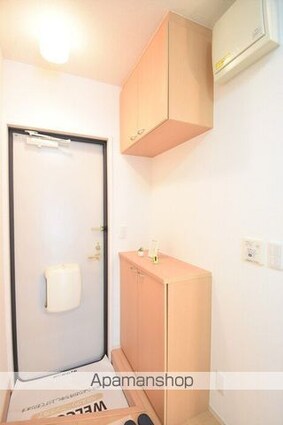 ベルシャトル　Ｃ棟[1K/26.71m2]の玄関