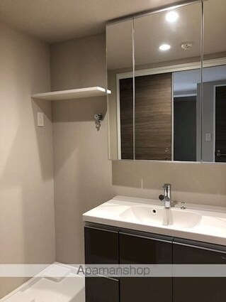 東京都渋谷区代々木４丁目[1LDK/50.82m2]の洗面所