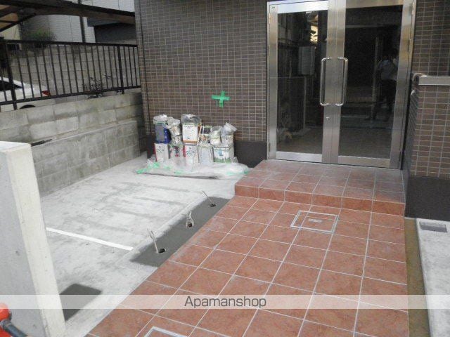 サンプロスペリティの玄関写真