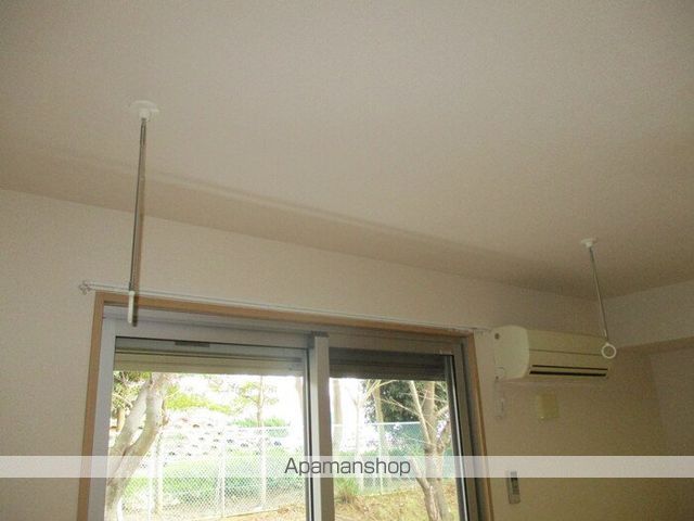リビングタウンみつわ台の内装写真