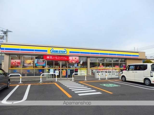 レジェンドの周辺写真