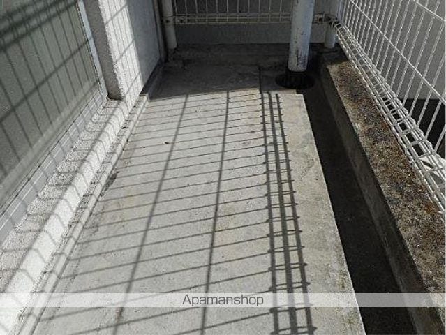 コート紫雲の内装写真