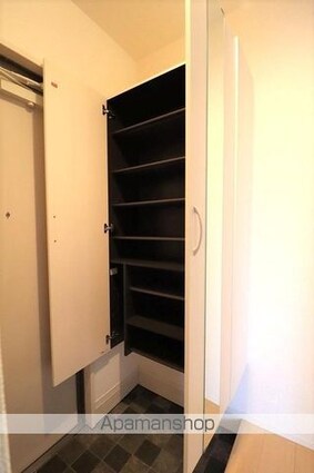 Ａｓｐｅｒｇｅ　百瀬（アスペルジュ　モモセ）[2LDK/62.65m2]の玄関