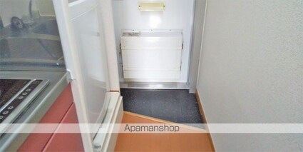 レオパレスシャルマン[1K/22.35m2]の玄関