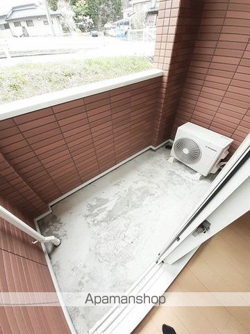 キア クラAの内装写真