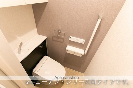 ガーデン南斎院[1K/33.2m2]のトイレ