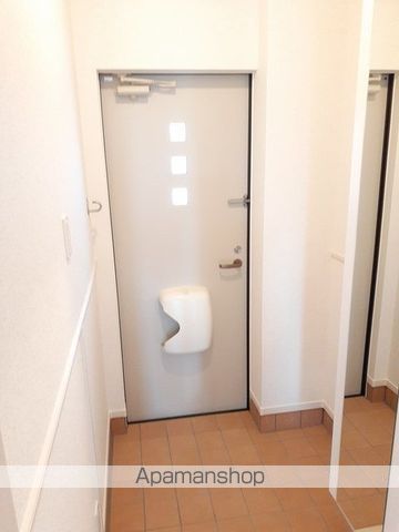 アルバ ファウスト IIの内装写真