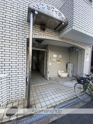 メゾンホワイティの玄関写真