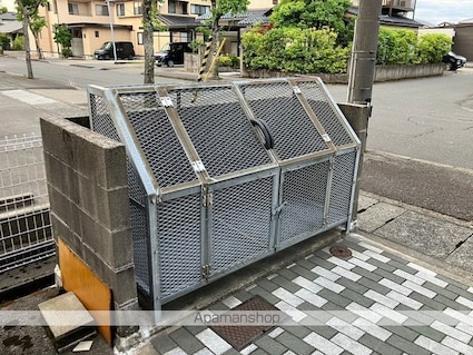 プラセール春日[3DK/65.53m2]の共用部2