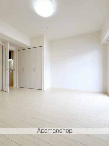 メインステージSHINSAIBASHIイーストの内装写真