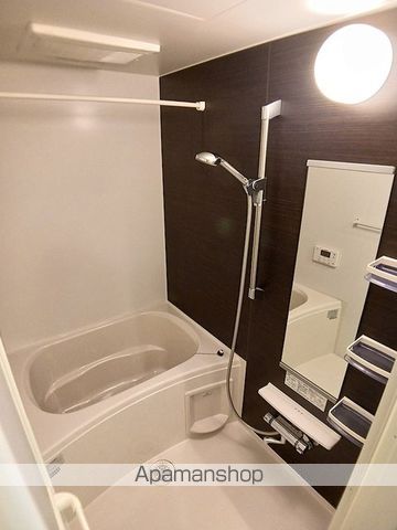 ケイマイティ IIの内装写真