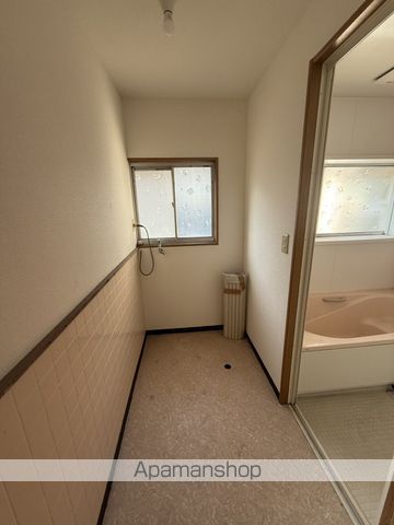 NRT貸家の内装写真
