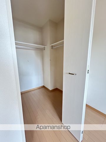 エスト・レザン IIの内装写真