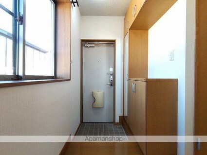ヴィラージュ山辺ＡＢ[2LDK/59.03m2]の玄関