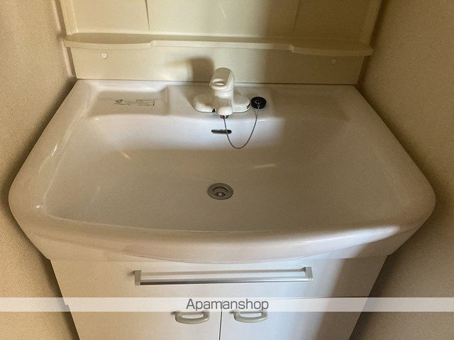 ビューレインボーIIIの内装写真