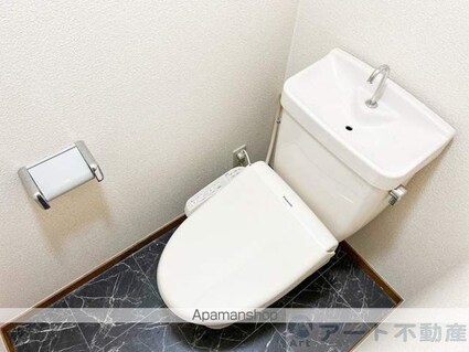 イヒラニハイツ[1R/35.28m2]のトイレ