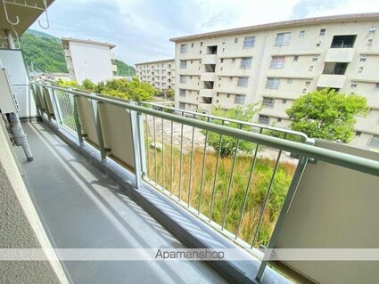 香川県高松市屋島西町[2LDK/54.38m2]のバルコニー